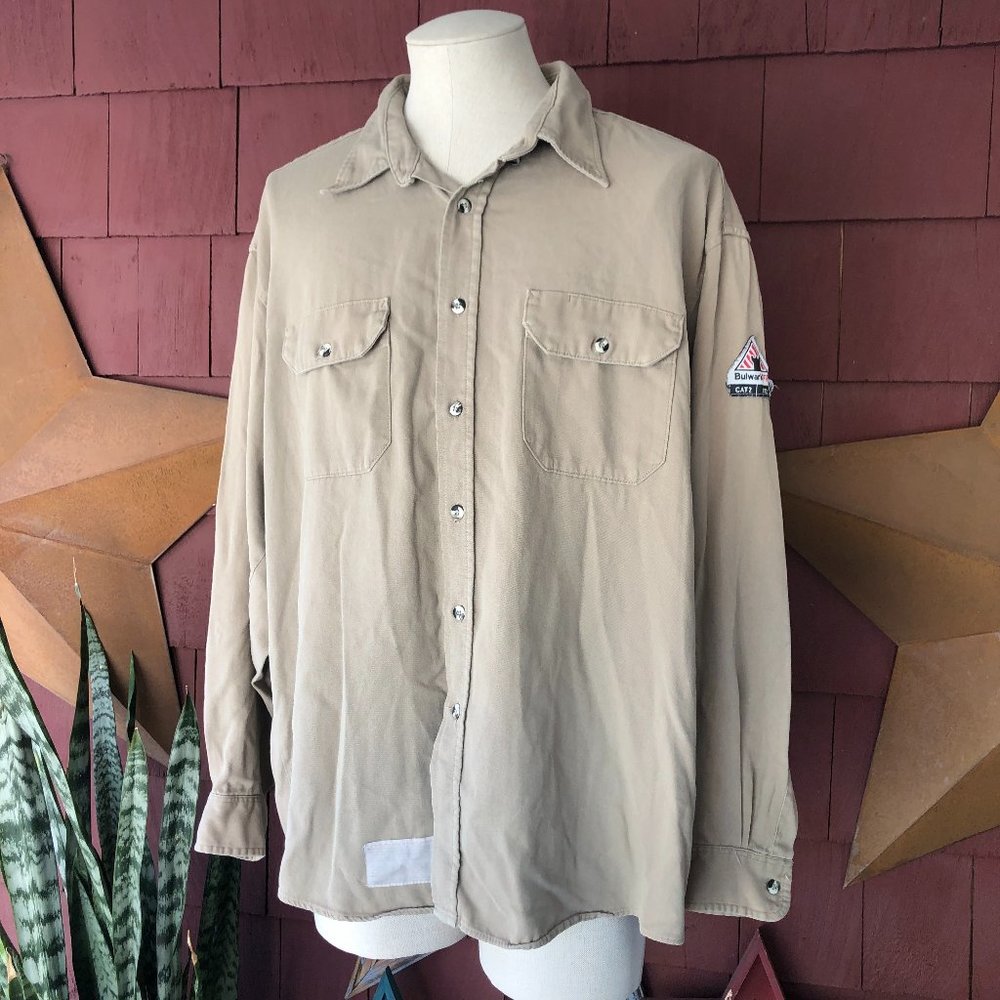 Bulwark Protective Apparel Button Down Shirt Mens 2XL FR 2112 CAT2 Beige